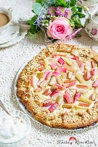 Schnelle rhabarber-mandel-vollkorngalette mit köstlicher marzipancreme – ein ostergruß