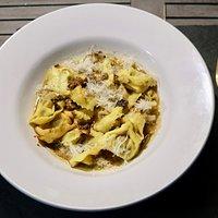 Tortelloni in Steinpilz Sauce