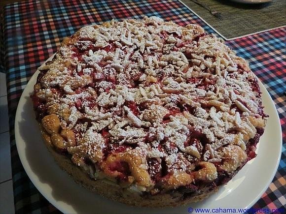 Erdbeerkuchen mit Mandeln
