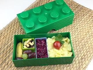 Vegetarischer kartoffelsalat im bento nummer 745