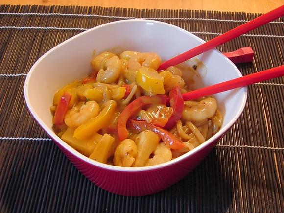 Thai-Pasta mit Garnelen