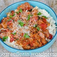 Pasta mit Salsiccia-Ricotta-Sauce