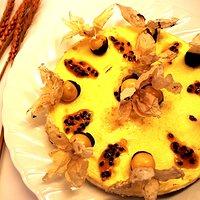Cheesecake with physalis and passion fruit paste