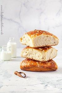 Milchbrot {frisch aus dem ofen}