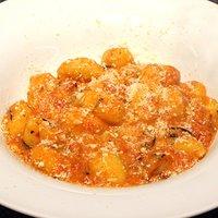 Gnocchi an tomatensauce mit fuego – gnocchi in tomato sauce and fuego