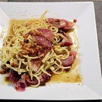 Pasta mit gebackenen Zwiebeln