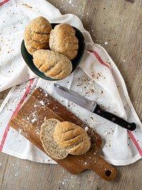 Leckere Aufbackbrötchen mit Leinsamen