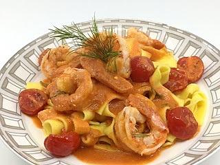 Linguine mit Garnelen und Tomatensahnesoße