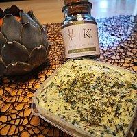 Kräuterbutter "holunder trifft senf & bärlauch"