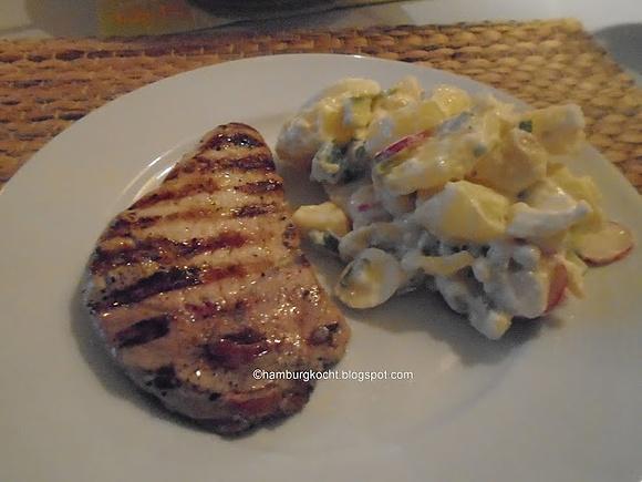 Karbonade in Salbei-Marinade mit Kartoffelsalat