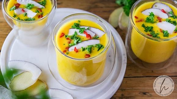 Karottensuppe mit Kokos und Ingwer