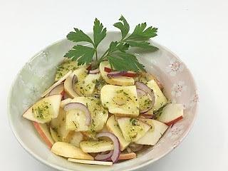 Limburger Käsesalat mit Apfel