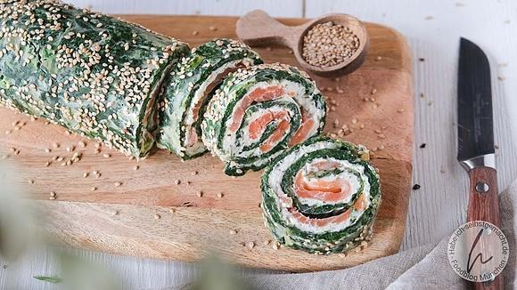 Low carb lachsrolle mit spinat