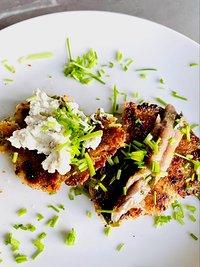 Resteküche: Risotto-Puffer mit Kräuterschmand