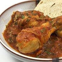 Tschachochbili – georgisches hühnchen mit tomaten und kräutern