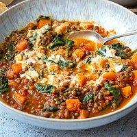 Linseneintopf mit Süßkartoffeln und Spinat