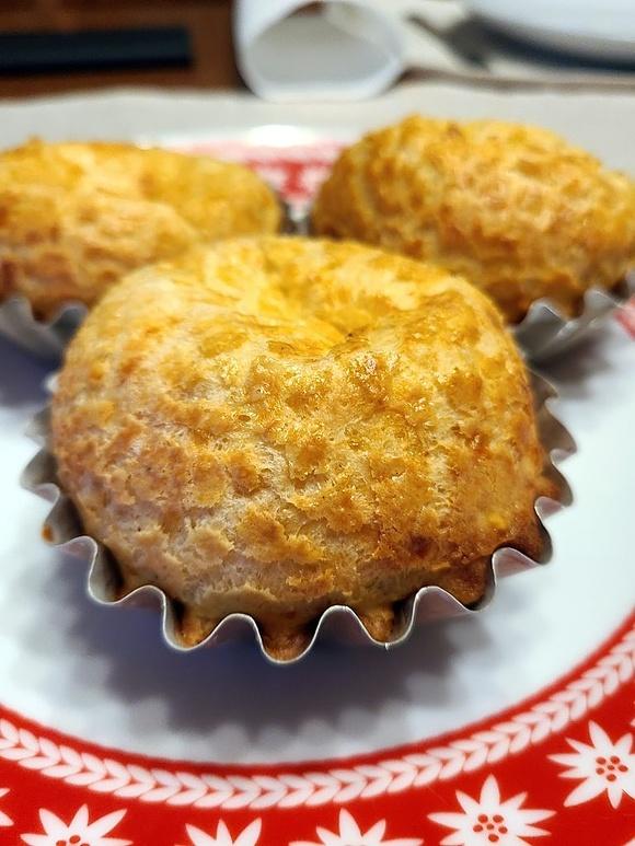 Käsige Popovers