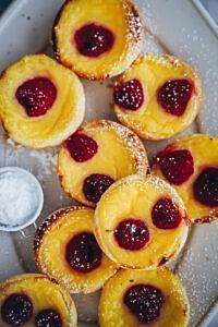 Himbeer pasteis de nata portugiesische puddingtörtchen