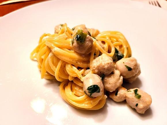 Spaghetti mit Brätchügeli