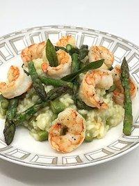 Salbei-Spargel-Risotto mit Garnelen