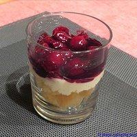 Schnelles Sauerkirsch-Dessert