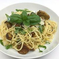 Linguini mit Trüffelbutter und Butterschwämmchen