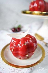 Hot Cherry Schokoladentörtchen