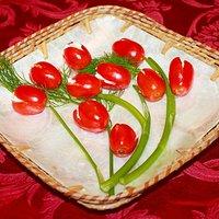 Kirschtomaten, vielfältig verwendbar und super als dekoration – cherry tomatoes, versatile and great for decoration