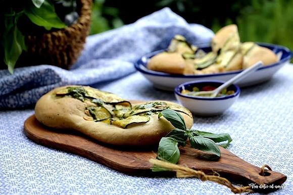 Street food für alle tageszeiten lingue al pesto con zucchine marinate
