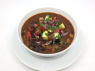 Kubanische schwarze Bohnensuppe