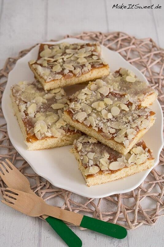 Einfacher Blitz-Butterkuchen mit Mandeln