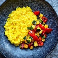 Risotto Milanese mit Zucchini-Gemüse