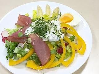 Gesunder Frühlingssalat