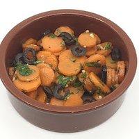 Portugiesischer Möhrensalat mit Oliven