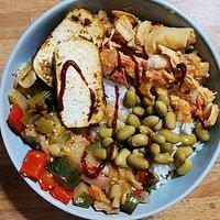 Asiatisch angehauchte Bowl