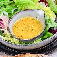 Vinaigrette (einfaches essig öl salat dressing)