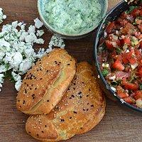 Meze: genuss und geselligkeit aus dem mittelmeerraum