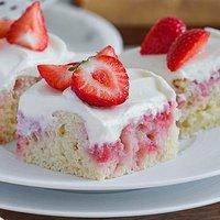 Schneller Erdbeerkuchen mit Buttermilch (fettarm)