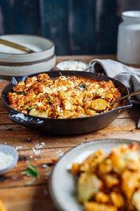 Pasta-Auflauf mit Zucchini und Pfifferlingen