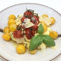 Geschmorten Kirschtomaten mit mediterranem Kartoffelpüree