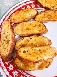 Knoblauch butter für knoblauchbrot und anderes – garlic butter for garlic bread and more