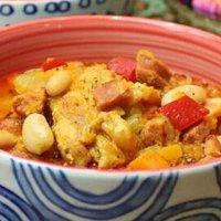 Locro-Eintopf mit Kürbis und Bohnen