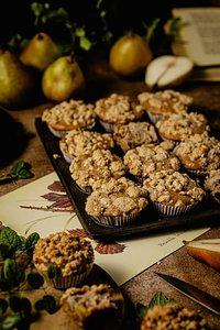 Saftige birnen muffins mit streuseln