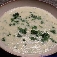 Kohlrabisuppe mit Kräutern