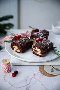 Mini buche de noel biskuitrollen mit caramel & choc törtchen topping-füllung rezept (enthält werbung)