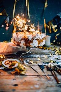 Silvester-dessert – ein trifle mit karamell, schokolade und brezel