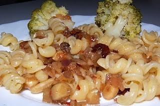 Brokkoli Pasta mit Sultaninen
