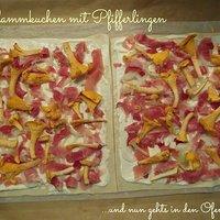 Flammkuchen mit Pfifferlingen