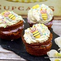 Haselnuss Schoko Cupcakes mit weißer Schokoladenmousse