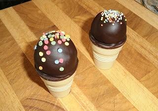 Mini cake pops eistüten